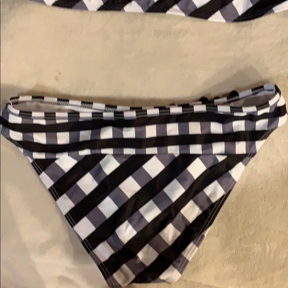 Bathing suit - Picture 5 of 5